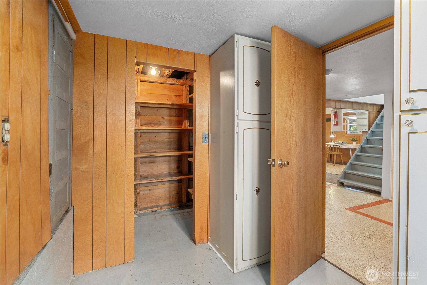 Seattle, Washington 98126, United States, 4 Bedrooms Bedrooms, ,2 BathroomsBathrooms,Residential,Active,177858