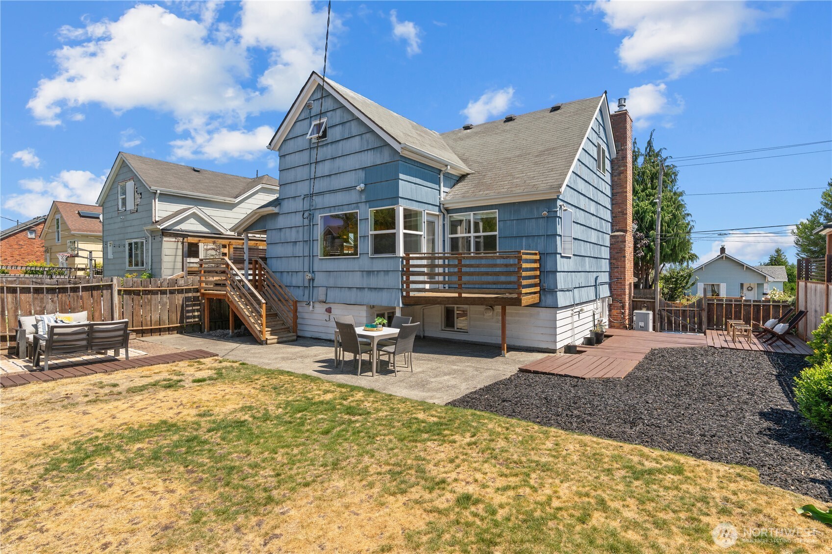 Seattle, Washington 98126, United States, 4 Bedrooms Bedrooms, ,2 BathroomsBathrooms,Residential,Active,177858