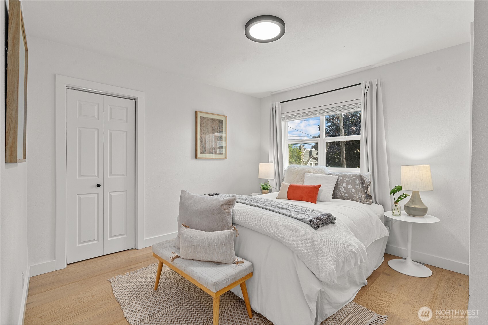 Seattle, Washington 98126, United States, 4 Bedrooms Bedrooms, ,2 BathroomsBathrooms,Residential,Active,177858