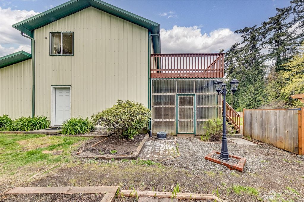 Photo of 21238 Jefferson Beach Road NE, Kingston, WA 98346 (MLS # 2217226)