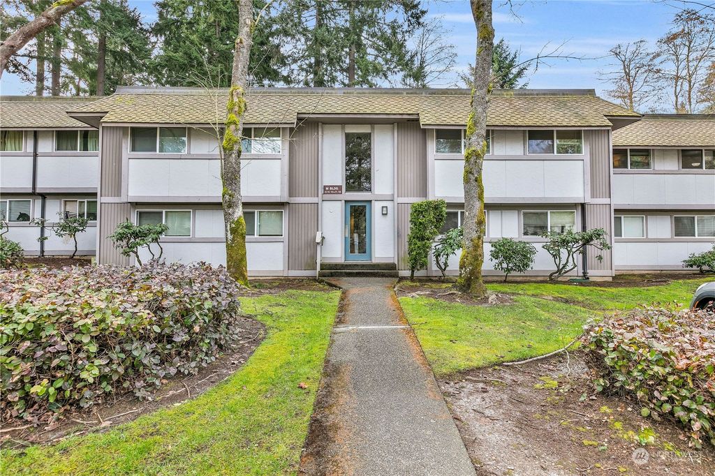 Photo of 4601 SW 320 Street #M-10, Federal Way, WA 98023 (MLS # 2204669)