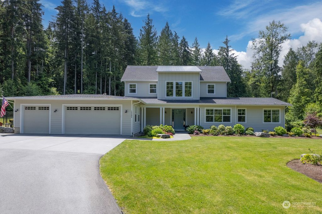 Photo of 15806 242nd Street SE, Snohomish, WA 98296 (MLS # 2249690)