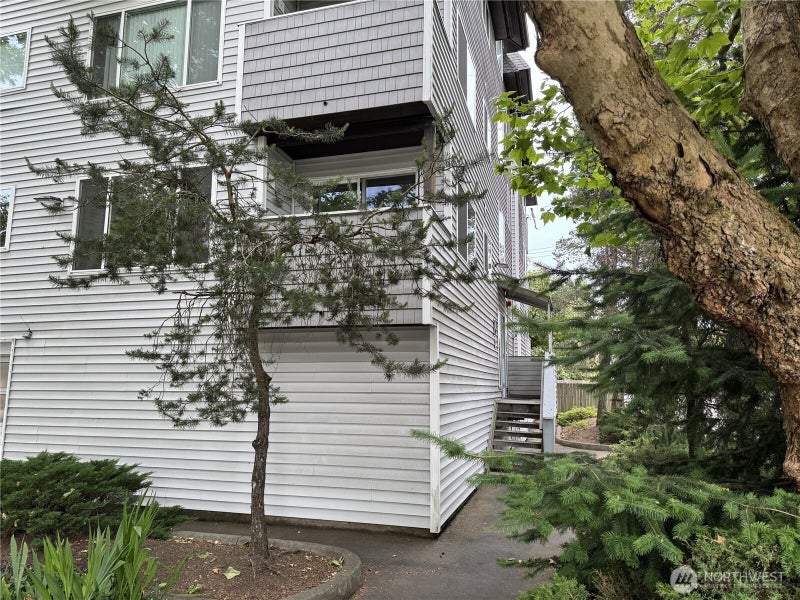 555 N 105th Street 202