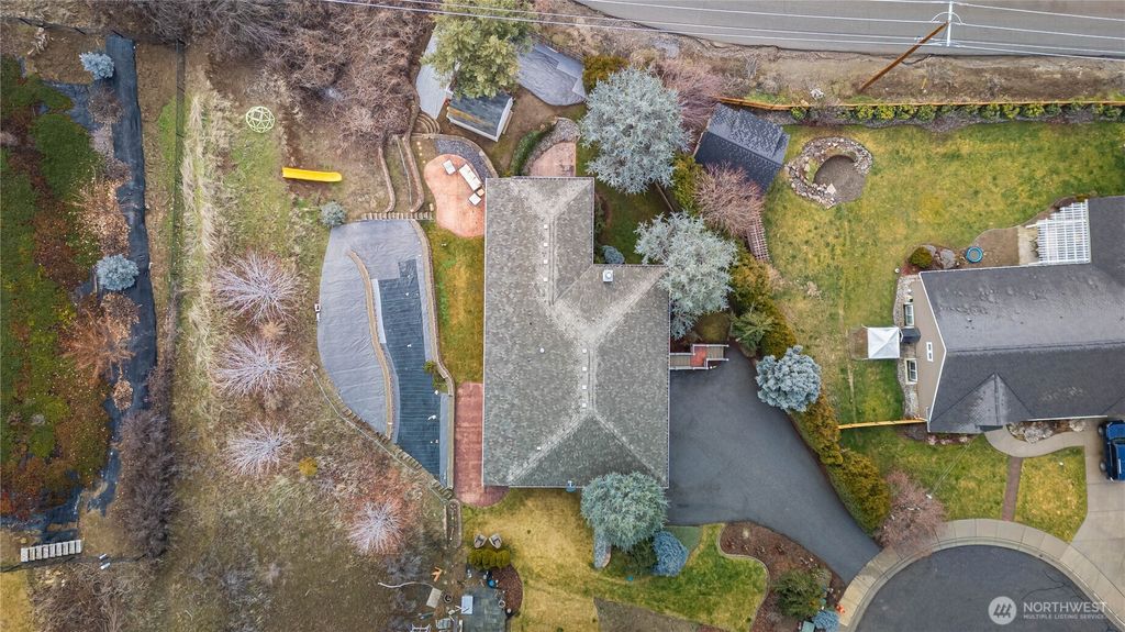 Photo of 110 Cascade Place, Cashmere, WA 98815 (MLS # 2474874)