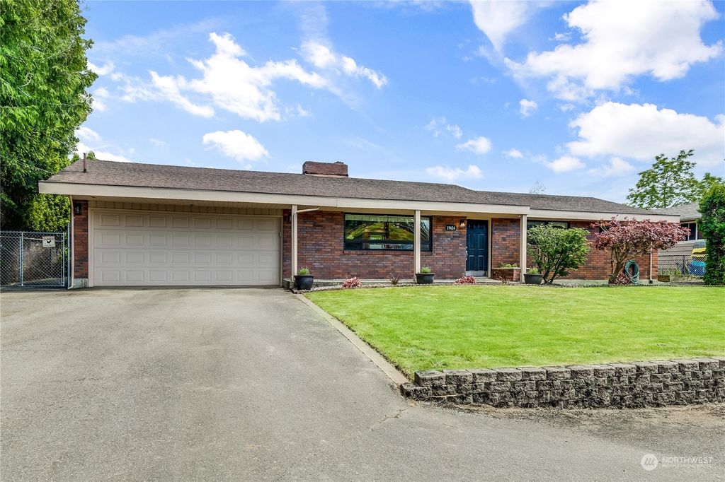 Photo of 19624 105th Avenue SE, Renton, WA 98055 (MLS # 2244469)