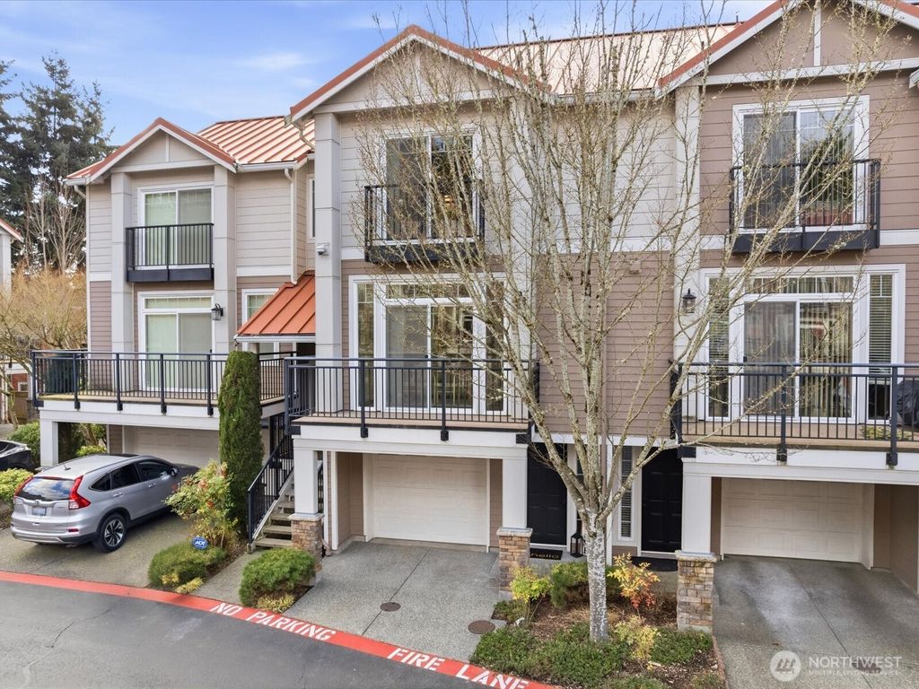 Photo of 12701 SE 41st Place #316, Bellevue, WA 98006 (MLS # 2485228)