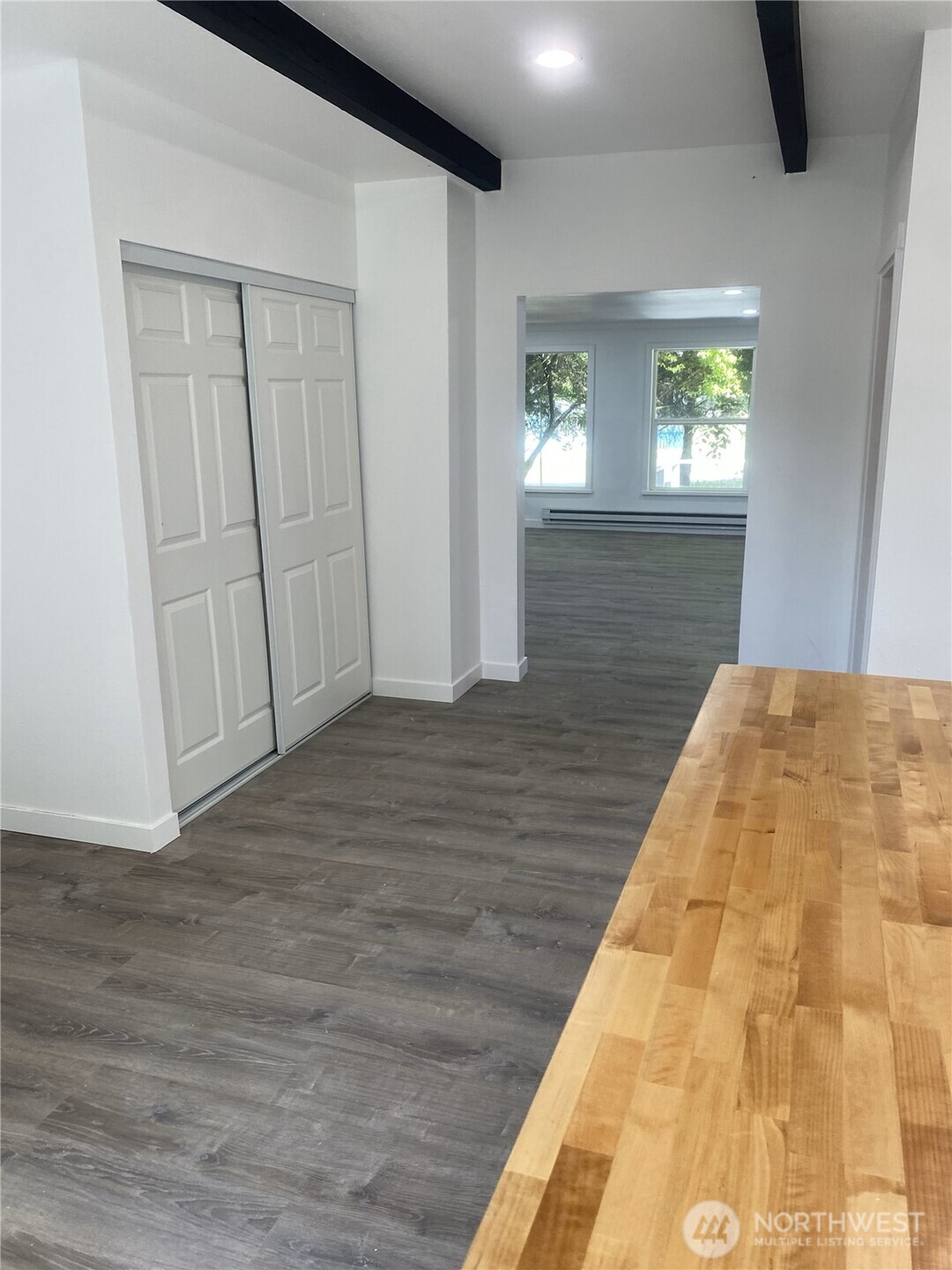 405 S 1st Street