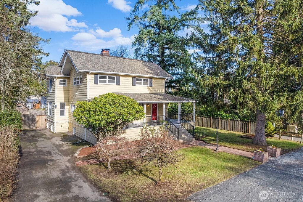 Photo of 2342 N 137th Street, Seattle, WA 98133 (MLS # 2478829)