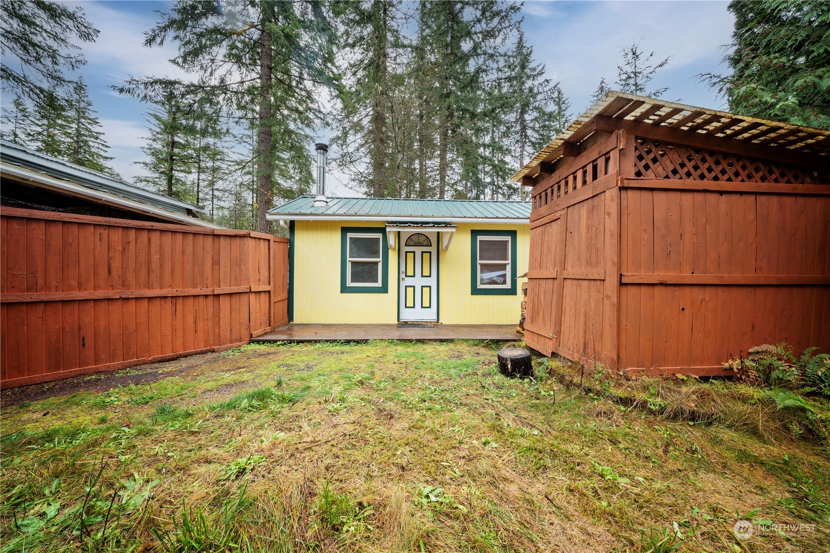 137 Mountain View Drive N