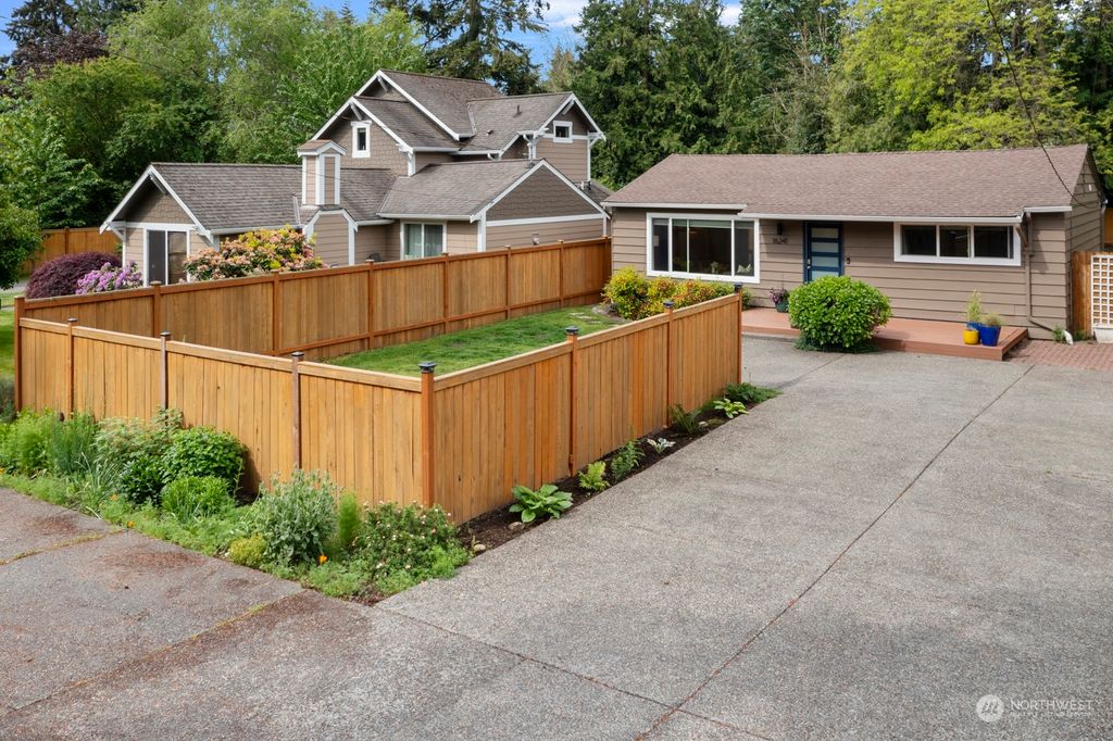 Photo of 16241 12th Avenue NE, Shoreline, WA 98155 (MLS # 2246208)