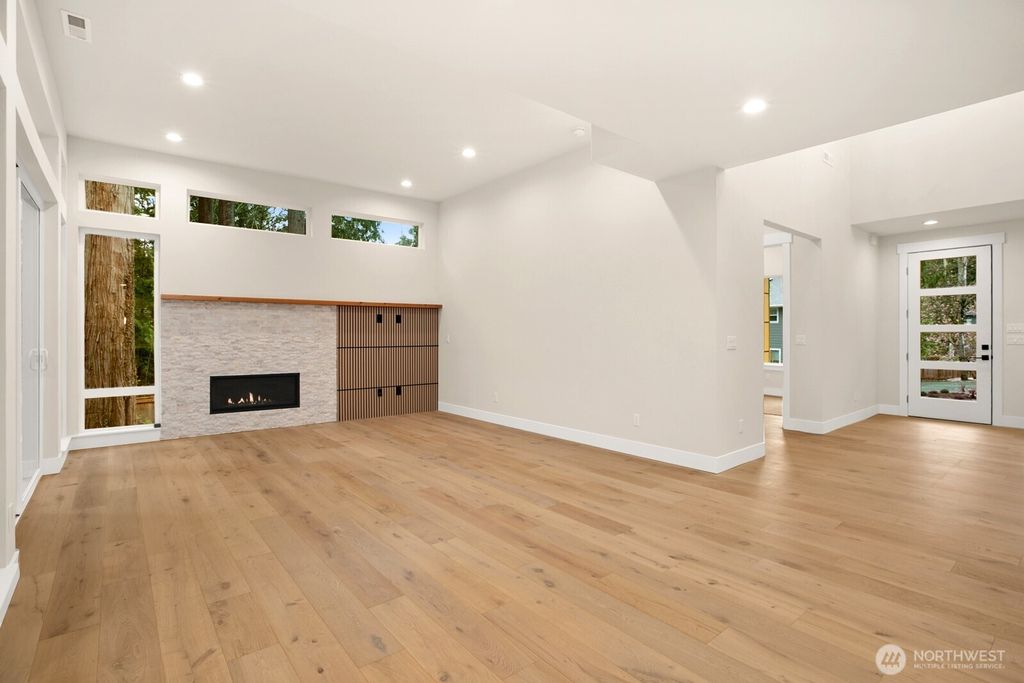 Photo of 9929 228th Place SE, Woodinville, WA 98077 (MLS # 2507041)