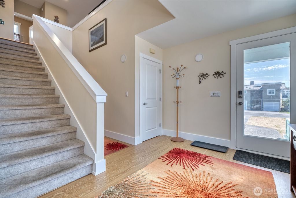 Photo of 1588 Edwards Drive, Point Roberts, WA 98281 (MLS # 2526811)
