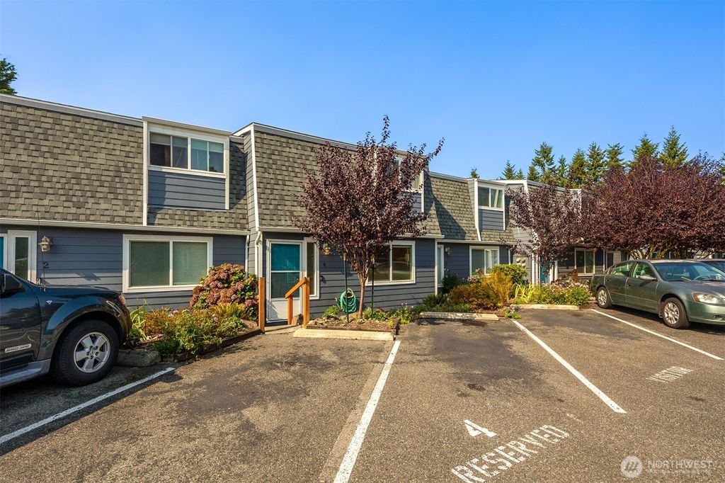 Photo of 1421 W Casino Road #A4, Everett, WA 98204 (MLS # 2437596)
