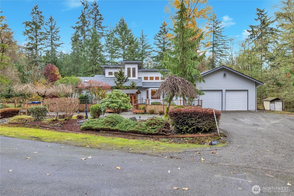 Photo of 32606 44th Avenue S, Federal Way, WA 98001 (MLS # 2423367)