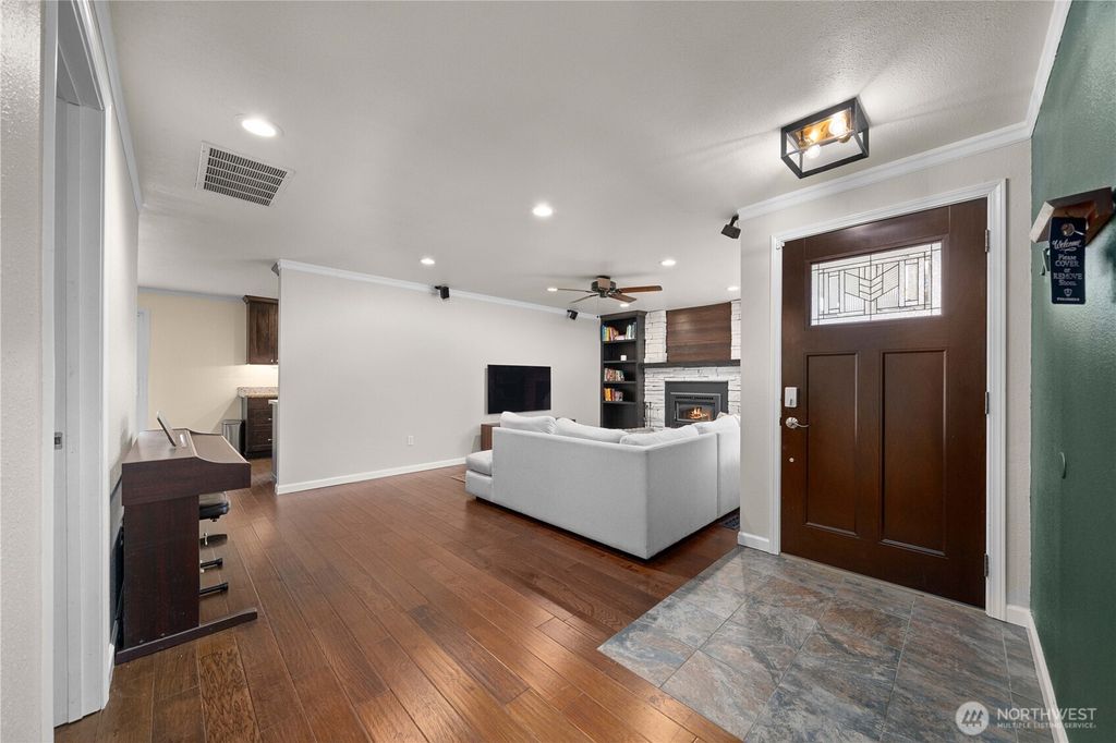 Photo of 17347 SE 265th Street, Covington, WA 98042 (MLS # 2353571)
