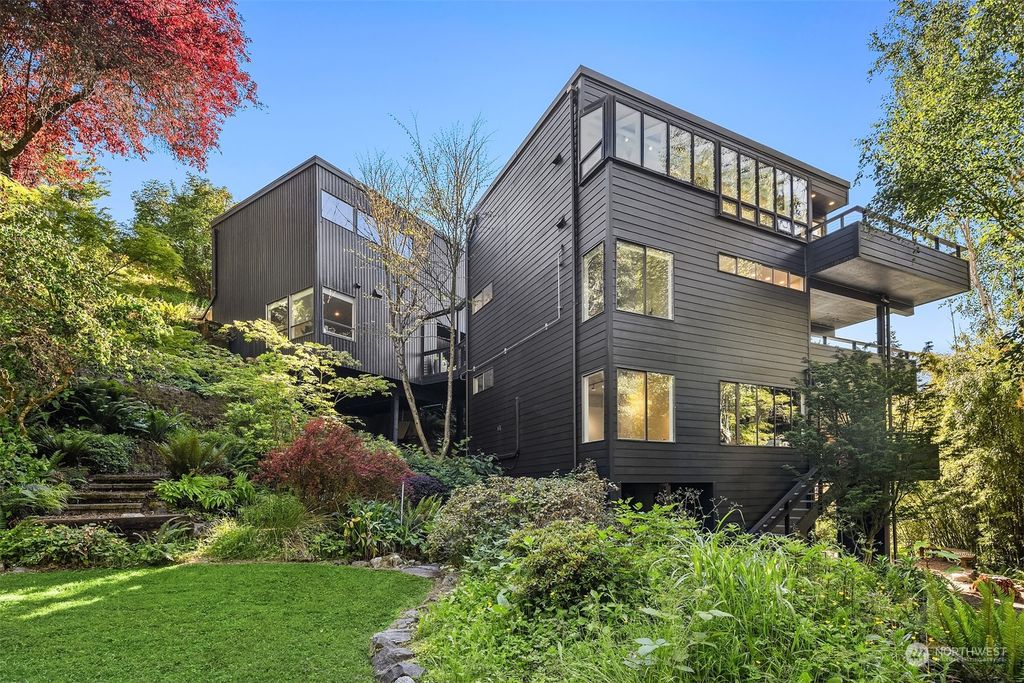 Photo of 1926 NW 98th Street, Seattle, WA 98117 (MLS # 2244673)