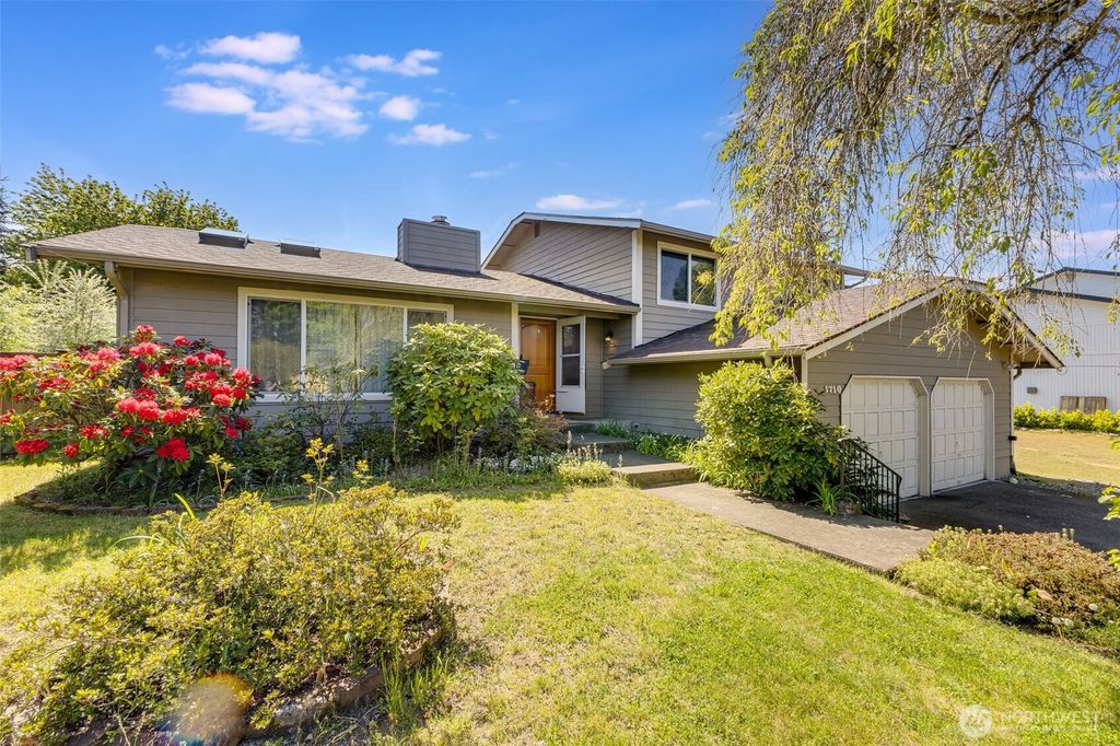 Photo of 1710 Browns Point Boulevard, Tacoma, WA 98422 (MLS # 2511769)