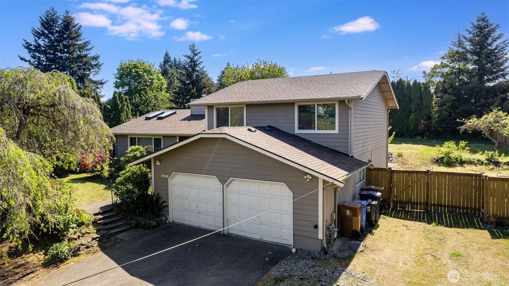 Photo of 1710 Browns Point Boulevard, Tacoma, WA 98422 (MLS # 2511769)