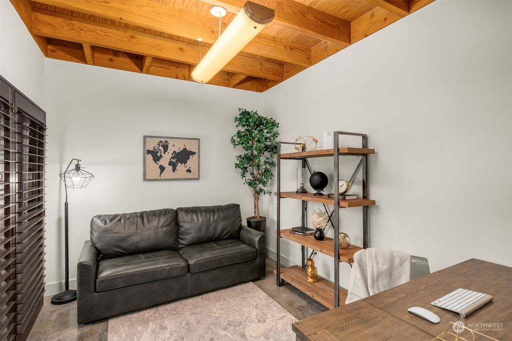 Photo of 1735 9th Place NE, Issaquah, WA 98029 (MLS # 2193138)