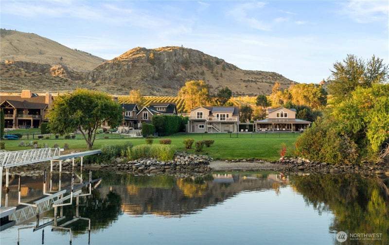 256 Vineyard Drive