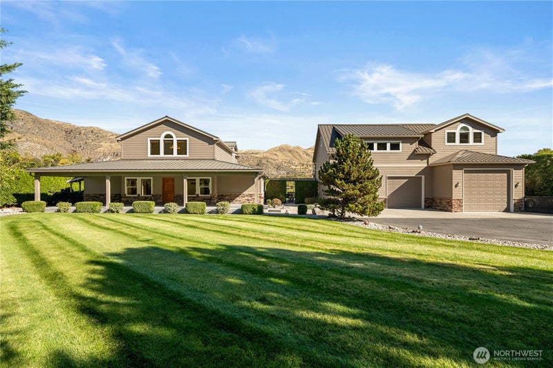256 Vineyard Drive