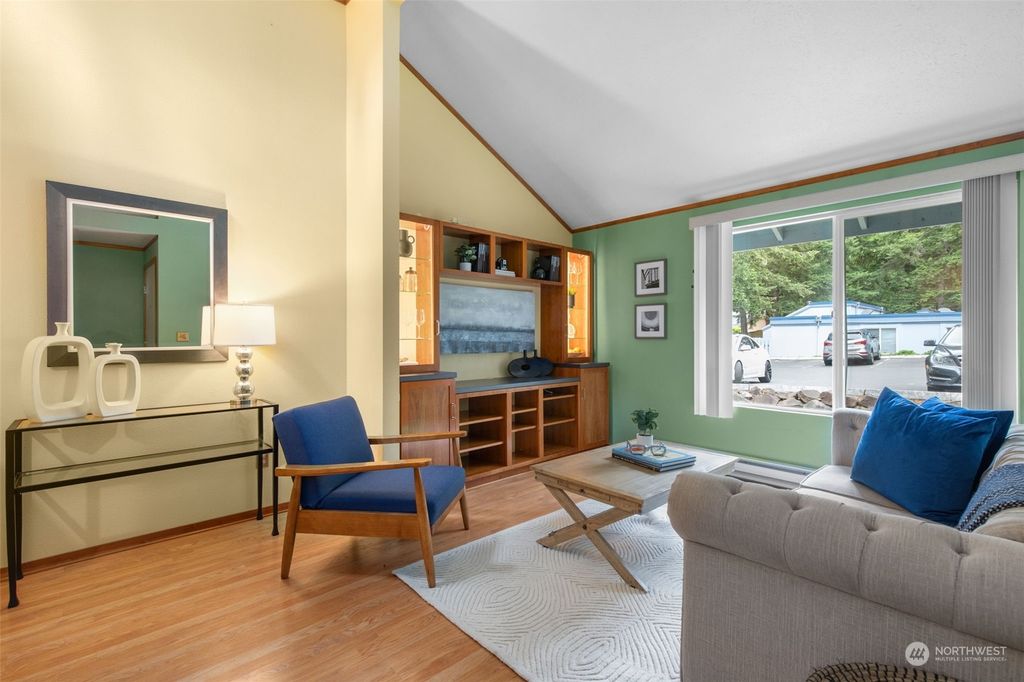 Photo of 4308 NE Sunset Boulevard #D6, Renton, WA 98059 (MLS # 2294251)