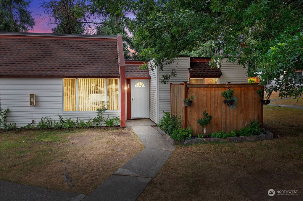 Photo of 14600 SE 176th Street #O1, Renton, WA 98058 (MLS # 2143161)