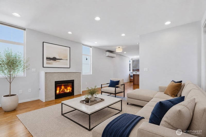 2247 NW 64th Street
