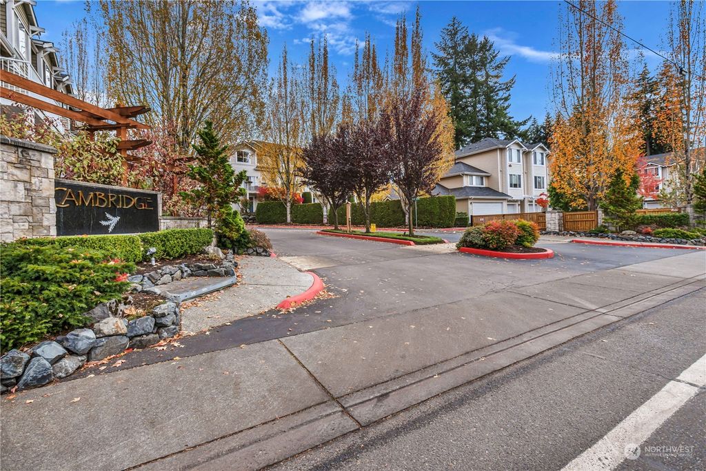 Photo of 16331 118th Lane NE, Bothell, WA 98011 (MLS # 2014917)