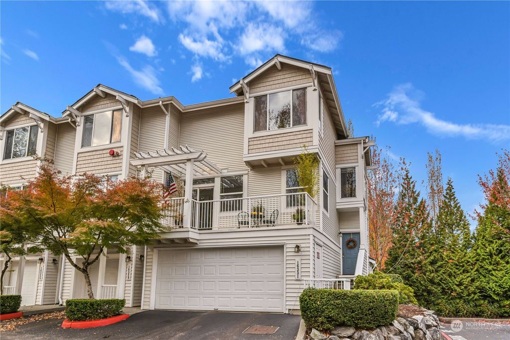 Photo of 16331 118th Lane NE, Bothell, WA 98011 (MLS # 2014917)