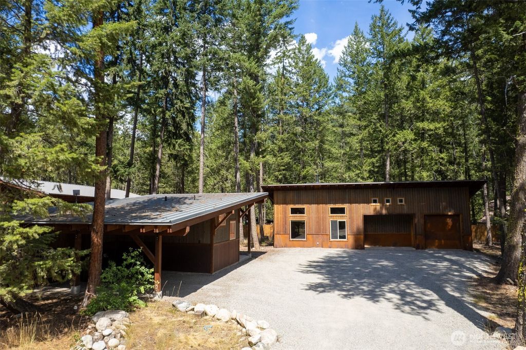 Photo of 16 Littel Road, Mazama, WA 98833 (MLS # 2514690)