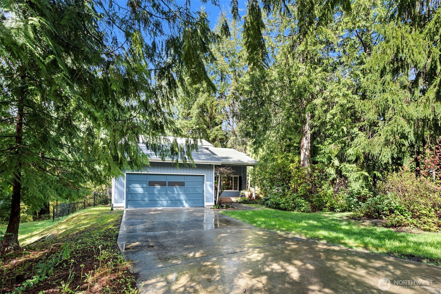 2336 Killarney Court NW