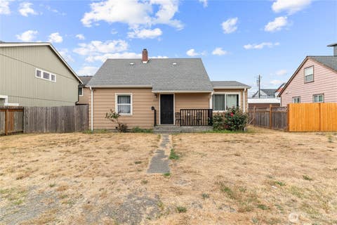 Photo of 4322 S Lawrence Street, Tacoma, WA 98409 (MLS # 2569621)