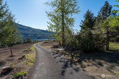 Photo of 16495 S Lakeshore Road, Chelan, WA 98816 (MLS # 2446623)