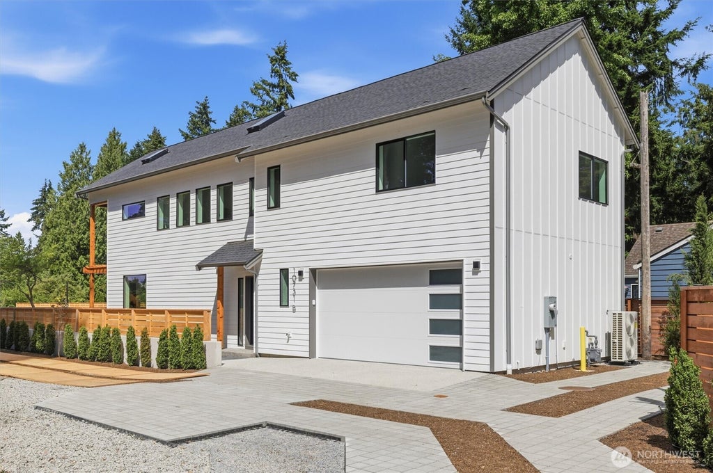 Photo of 10731 B 17th Avenue NE, Seattle, WA 98125 (MLS # 2500165)