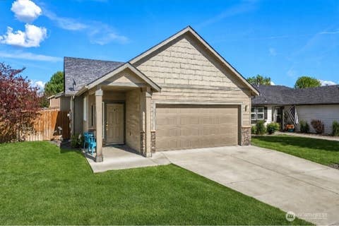 Photo of 1361 SW Greeley Street, College Place, WA 99324 (MLS # 2525077)