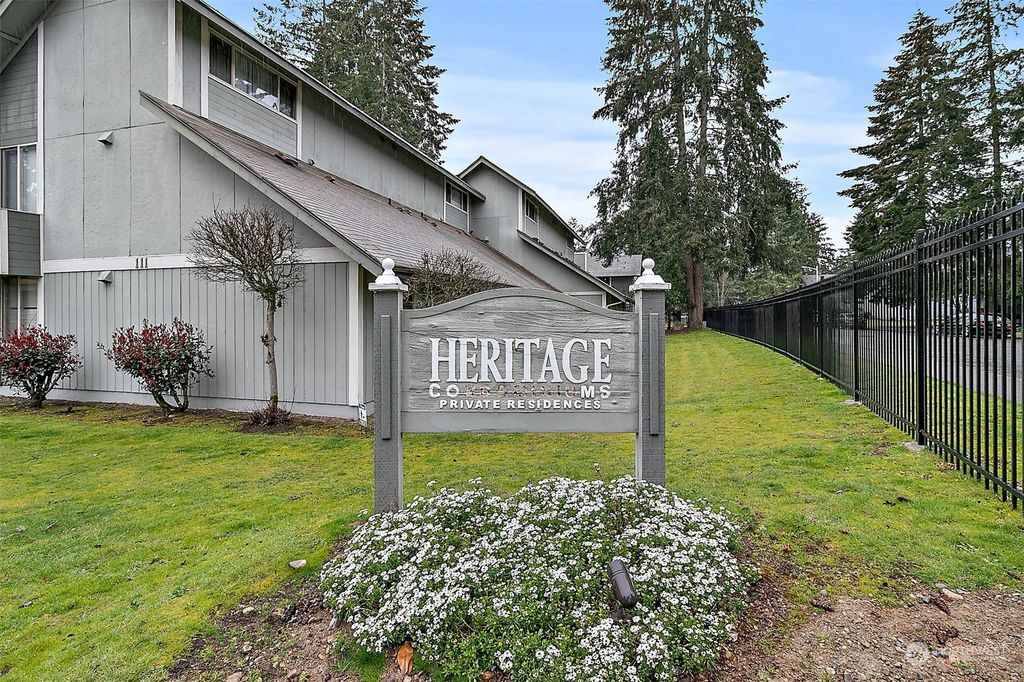 Photo of 105 S 340th Street #F, Federal Way, WA 98003 (MLS # 2052502)