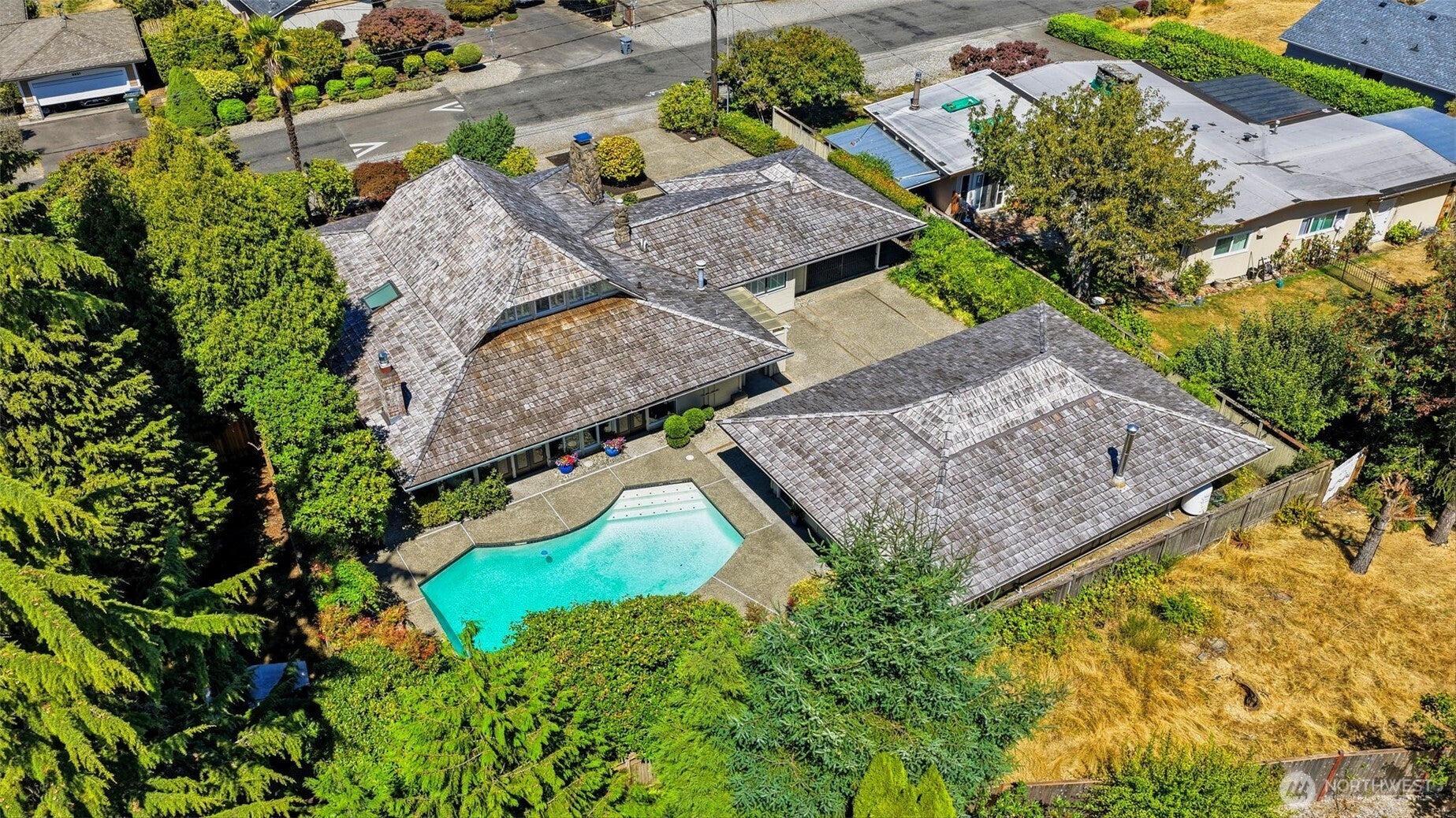 8522 43rd Street W