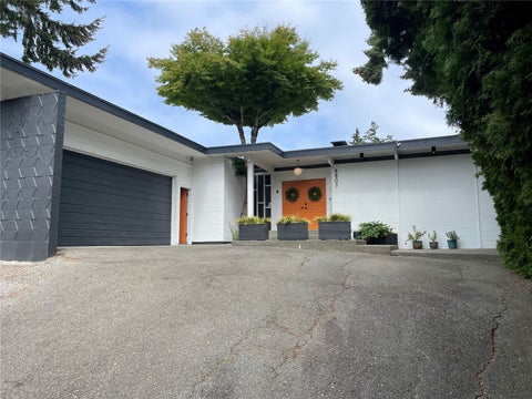 Photo of 6807 44th Street Court W, University Place, WA 98466 (MLS # 2547117)
