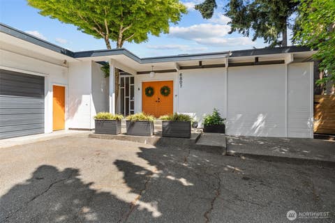 Photo of 6807 44th Street Court W, University Place, WA 98466 (MLS # 2547117)