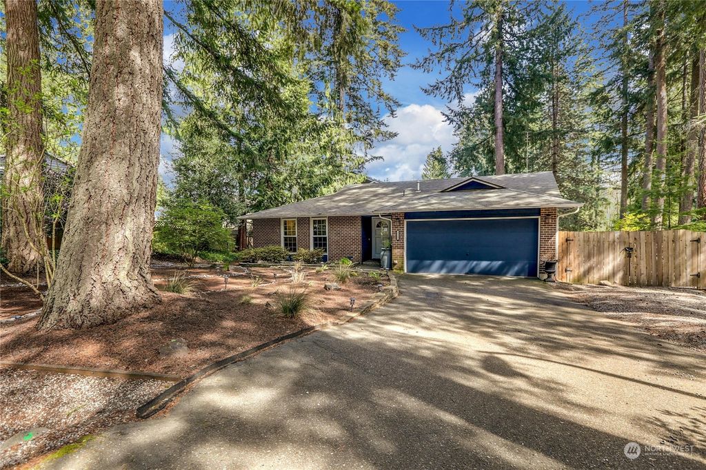 Photo of 3512 221st Avenue SE, Sammamish, WA 98075 (MLS # 2221396)