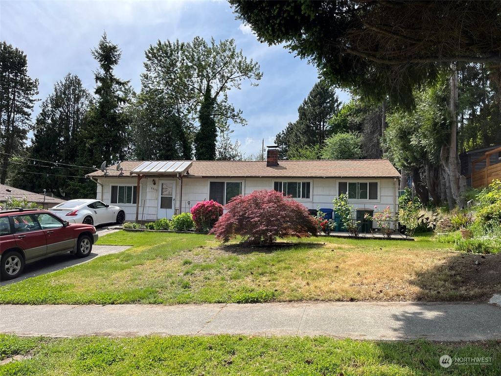 Photo of 8809 28th Avenue SW, Seattle, WA 98126 (MLS # 2222610)