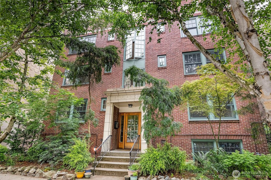 Photo of 408 Bellevue Avenue E #106, Seattle, WA 98102 (MLS # 2344756)