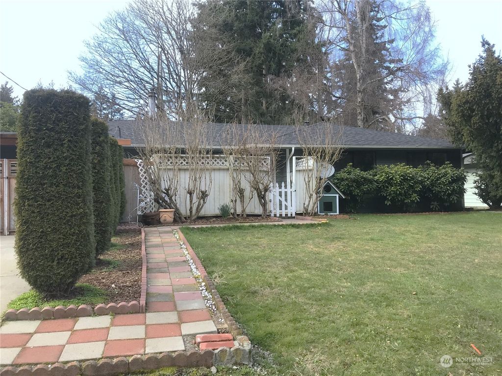 Photo of 30749 12th Place SW, Federal Way, WA 98023 (MLS # 2045529)