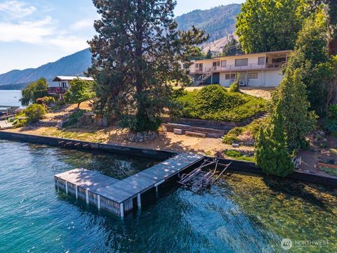 Photo of 15082 South Lakeshore Road Rd, Chelan, WA 98816 (MLS # 2425909)