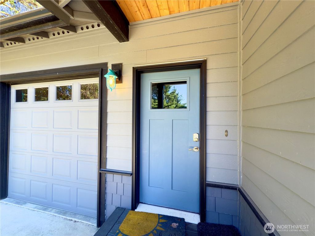 Photo of 308 Mizzen Avenue NW, Ocean Shores, WA 98569 (MLS # 2477824)