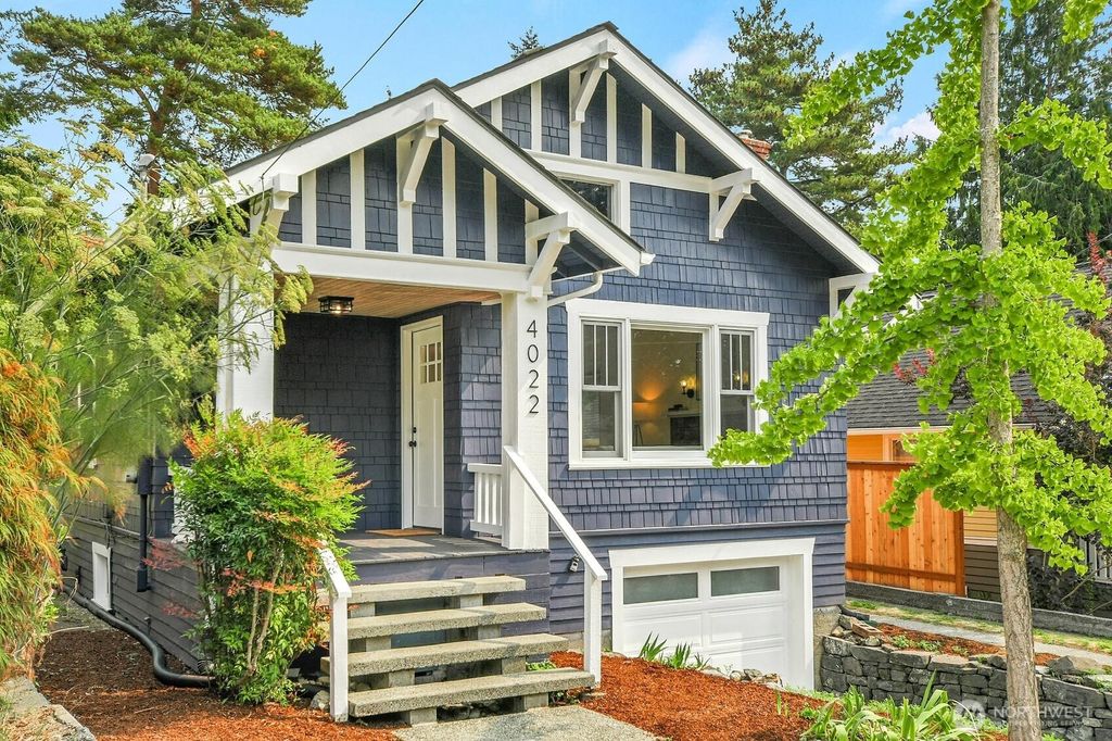 Photo of 4022 Dayton Avenue N, Seattle, WA 98103 (MLS # 2431086)