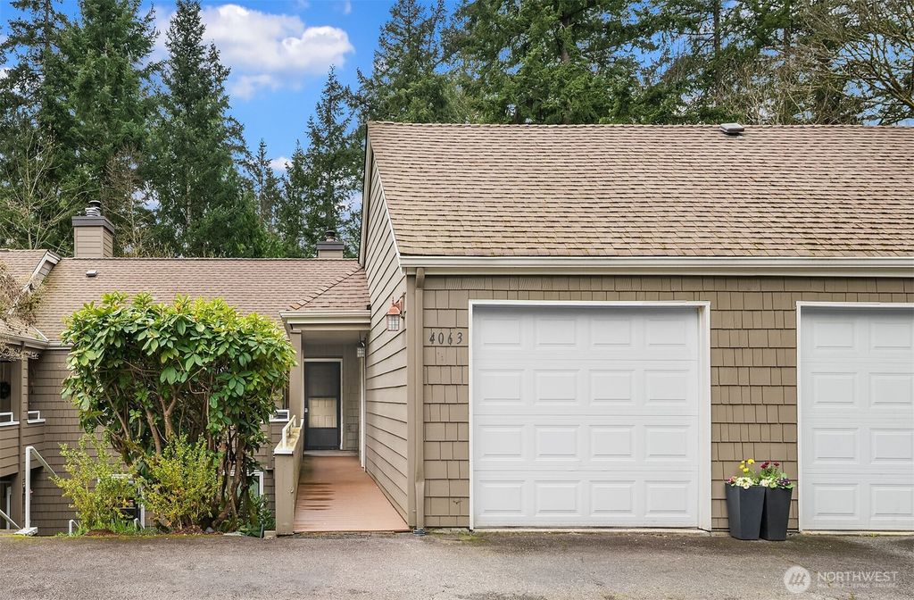 Photo of 4063 220th Place SE #2046, Issaquah, WA 98029 (MLS # 2349882)