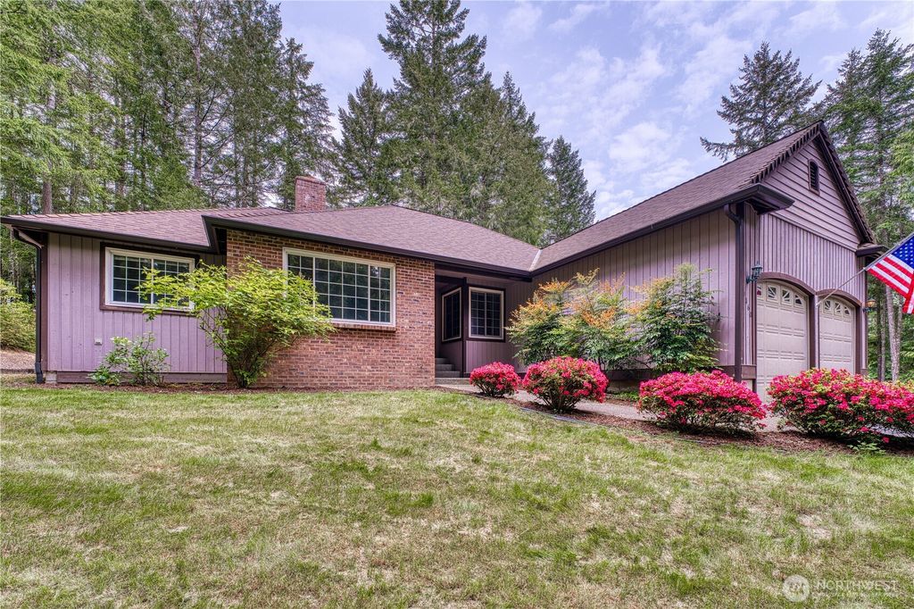 Photo of 4860 NW Hosman Circle, Silverdale, WA 98383 (MLS # 2522069)