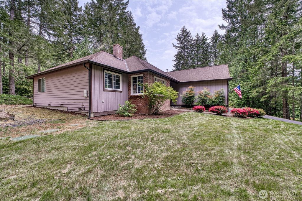 Photo of 4860 NW Hosman Circle, Silverdale, WA 98383 (MLS # 2522069)